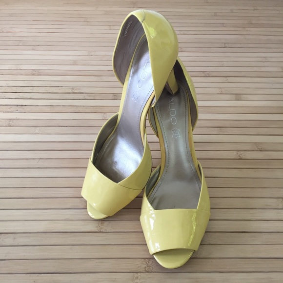 Aldo yellow patent leather heels - Picture 4 of 6